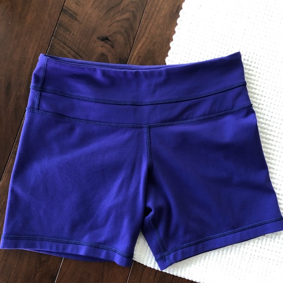 Lululemon Purple Reversible Boogie Shorts 4 - Picture 3 of 6